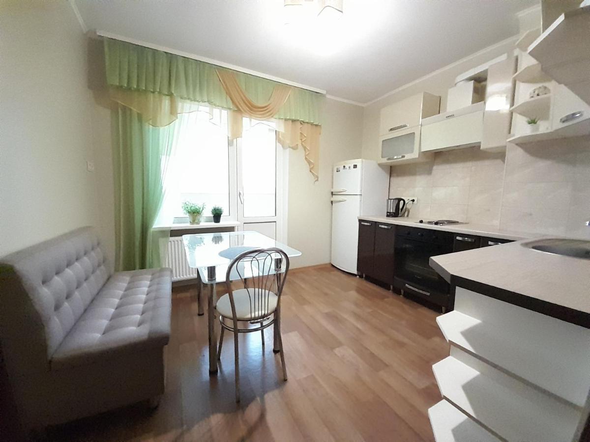 Uptown-Квартира Vychhorod Extérieur photo
